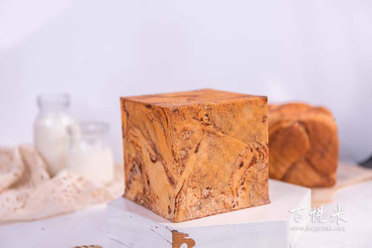 新東方和王森西點(diǎn)哪個(gè)學(xué)校比較好？哪個(gè)靠譜？